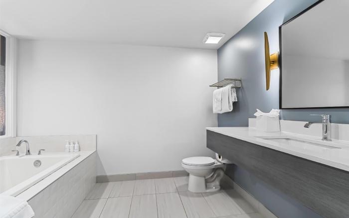 Hourglass Hotel, Trademark Collection by Wyndham