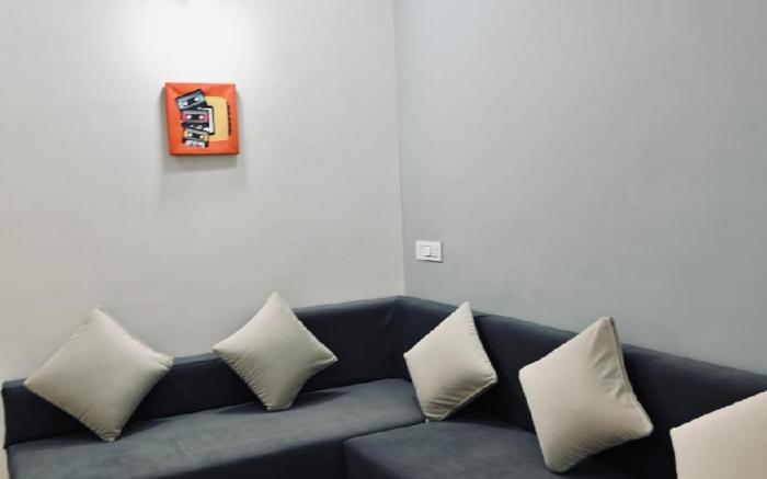 One bedroom apartment.