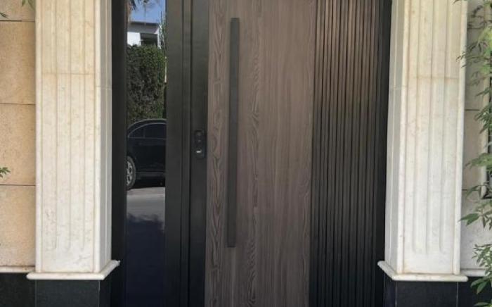 فيلا دور ارضي كامل مفروشة للإيجار 