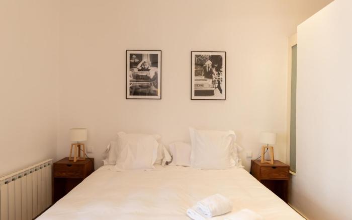 Designer's three bedroom apartment with terrace