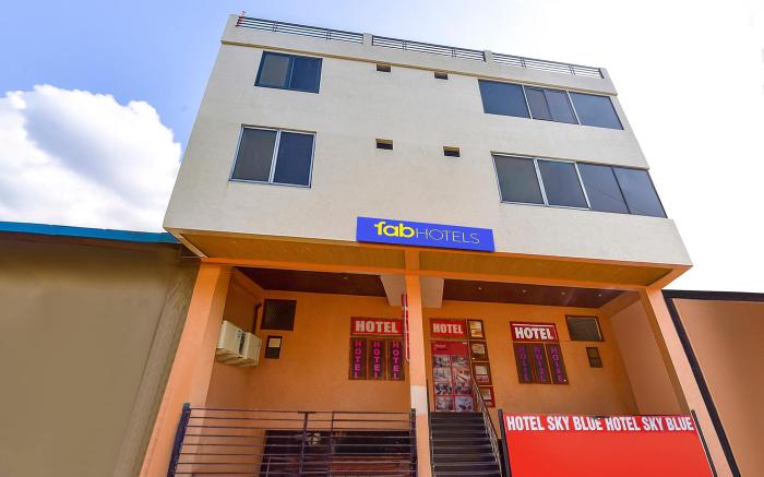 FabHotel Sky Blue