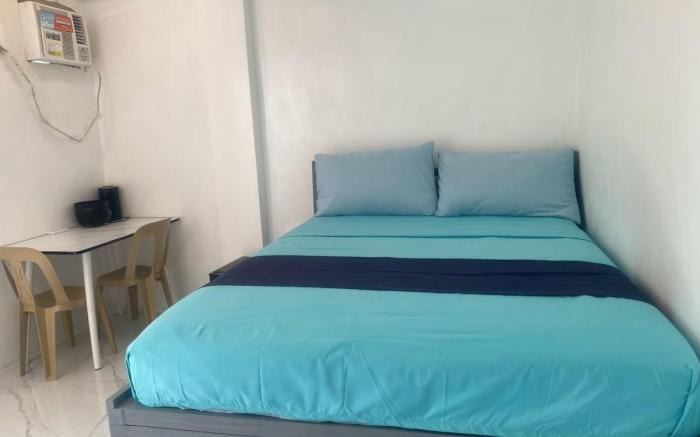 Studio room w/ AC & kitchenette