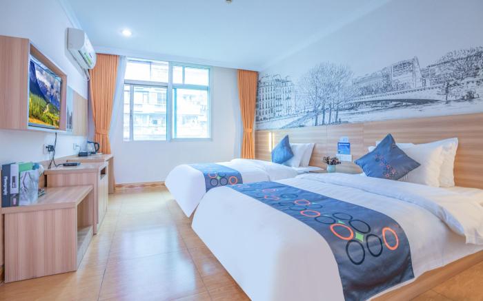 Yimi Hotel Guangzhou Donghu Subway Station Pearl River Night Cruise Wharf