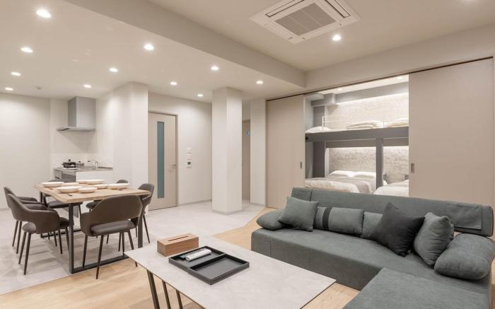 Near Station Easy Access Shinsaibashi & Namba R501