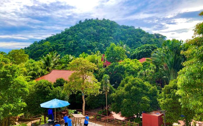 Legend Kep Resort