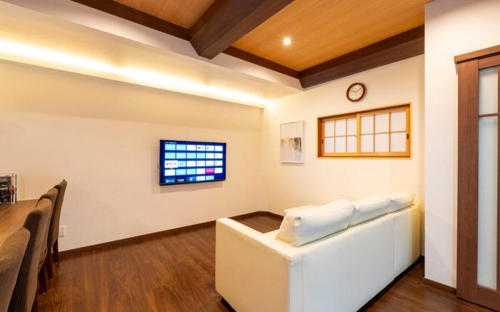 貸切/天然温泉3分/大型TV/キッチン/洗濯機・ガス乾燥機/高野山まで60分/