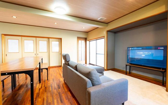 暮らすように泊まる宿 | 温泉 | キッチン | ホームシアター