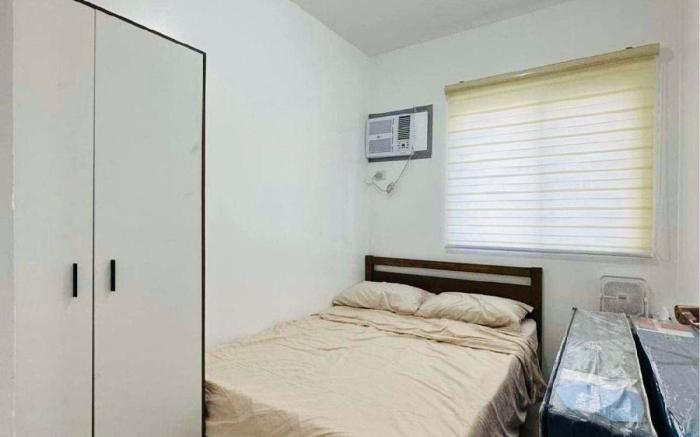 4 Bedrooms House near AIRPORT C