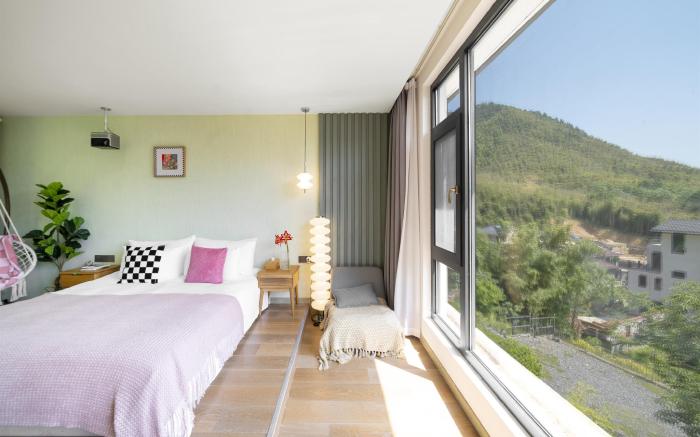 微风丨含早丨溯溪丨露营丨带泳池丨可带宠物丨高清投影丨竹林山景丨围炉煮茶丨可烧烤丨户外电影