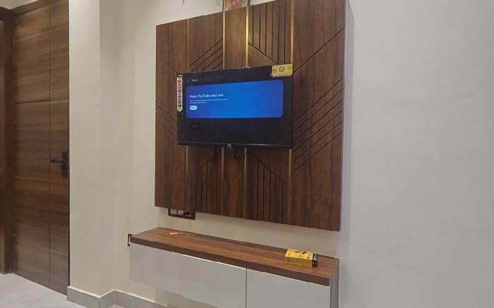 Garvik-Stay classy 2BHK