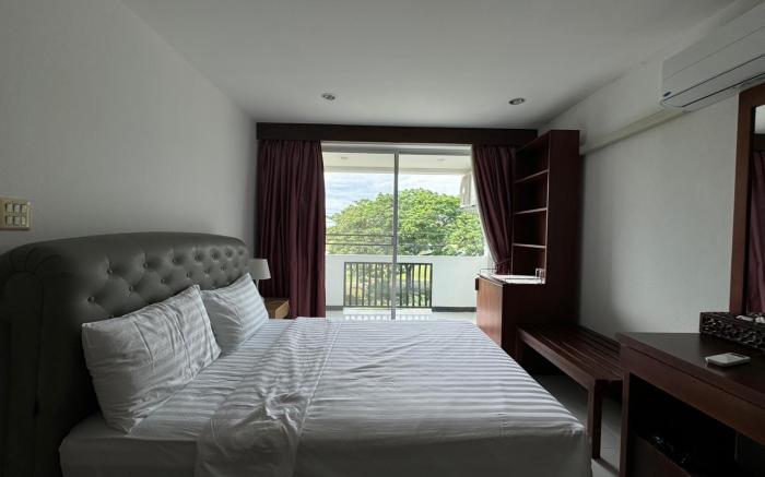 NJ INTHAI HOTEL