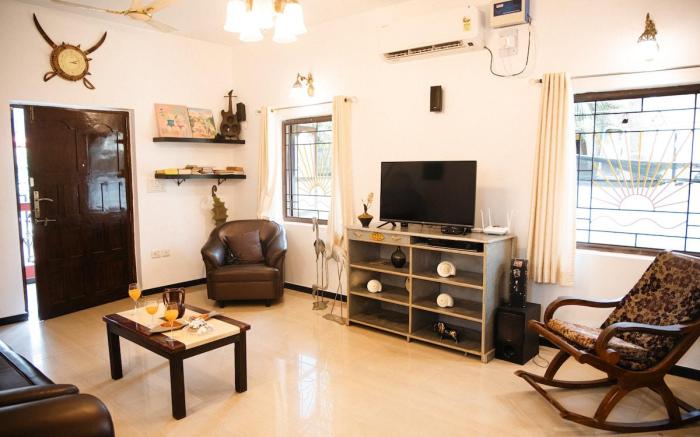 Charming 4BR Private Pool Villa, 3 min to Thalassa