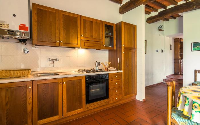 Farmhouse in Bucine with pool