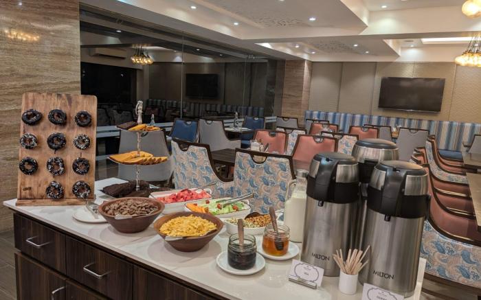 Meritas Grand Inn , Calangute North Goa 