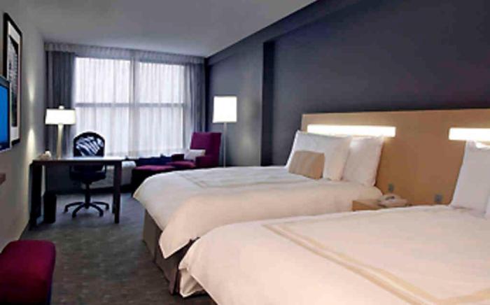 Novotel Montreal Aeroport Hotel