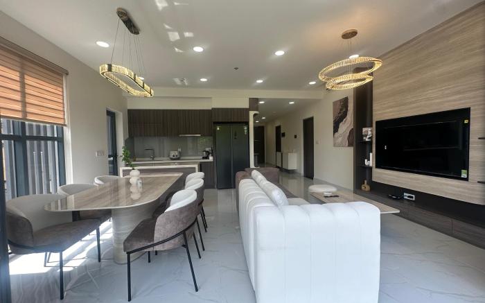 3 Badroom LUXURY Diamond Centery near the airport