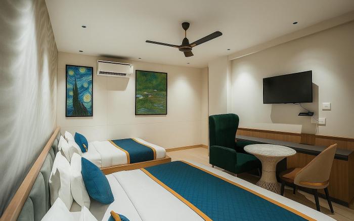 OPUS By Hotel Shiv - Green Park