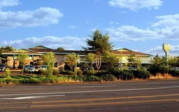 Pepper Tree Inn