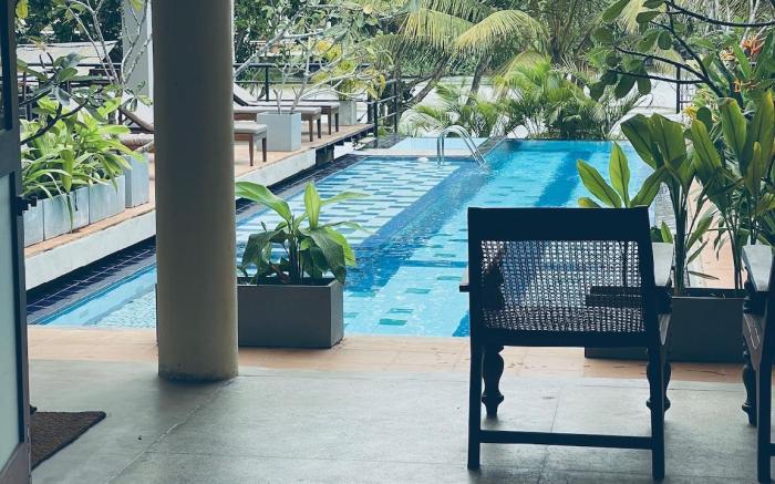 Ko Lake Pool Suites - Lakeside family or groups