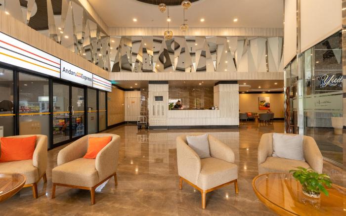 Comfort Stay at Mataram City Apartment 