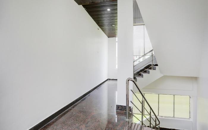 Super Hotel O Samridhi Inn