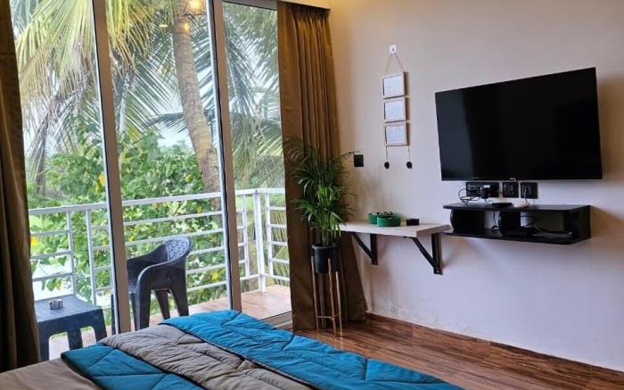 Cozy Riverfront Studio in Siolim
