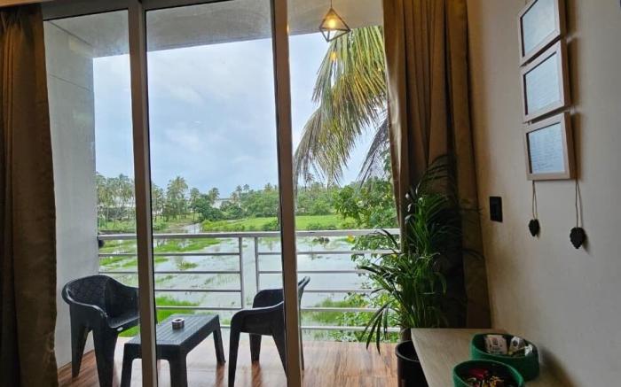 Cozy Riverfront Studio in Siolim