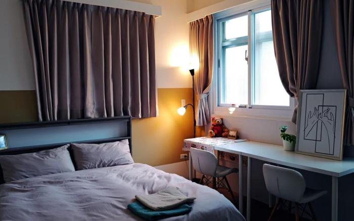 Spacious cozy2bdrm, fast WIFI,2stop to airportline