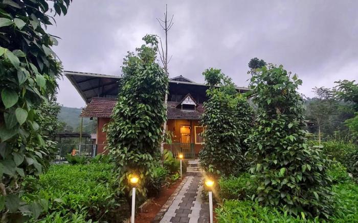 Sylora Meadows Pool Villa