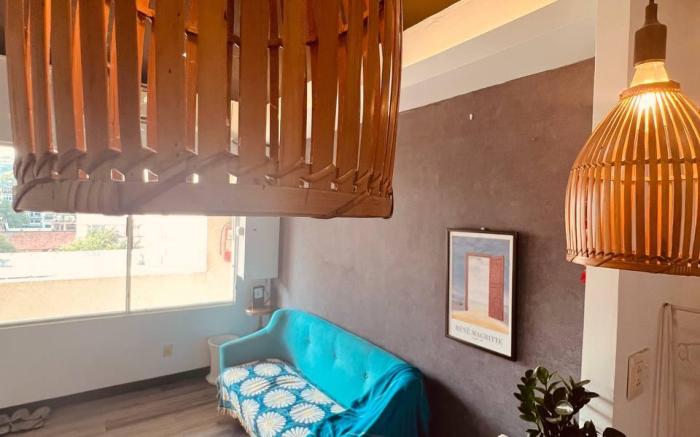 Affordable 2-Bedroom Apartment in Central D1