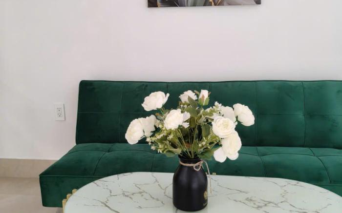 Là Lá 2 Vinhome Grand Park