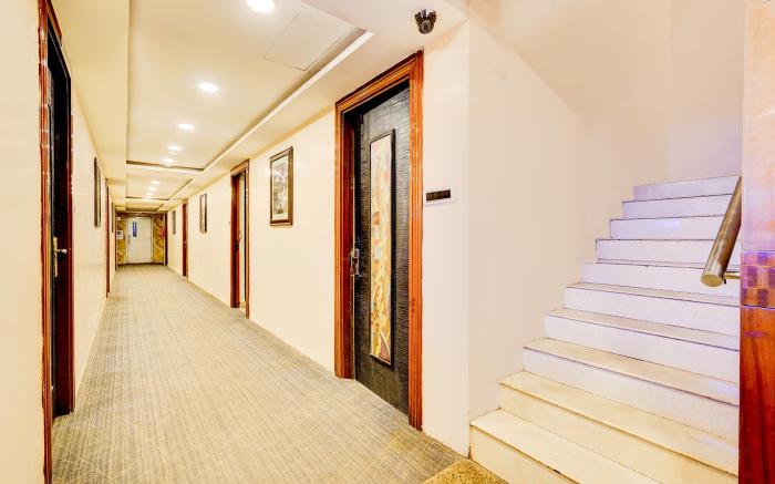 FabHotel New Olive Residency