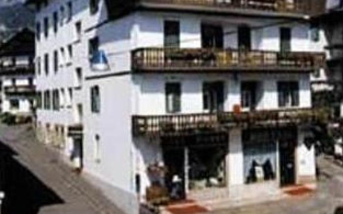 Hotel Montana