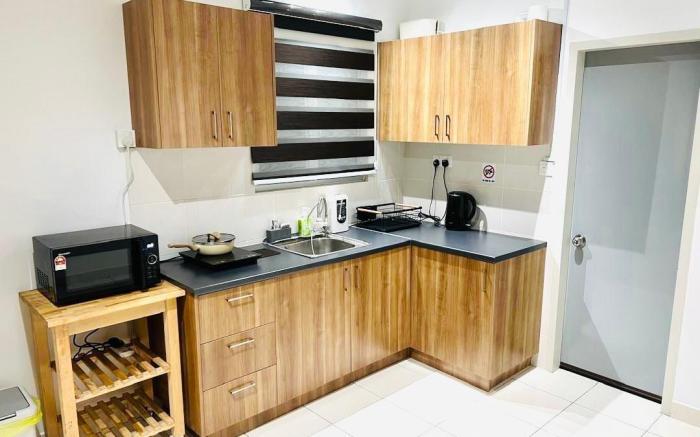 KLIA ,Putrajaya & KL with Netflix (No Pet Allowed)