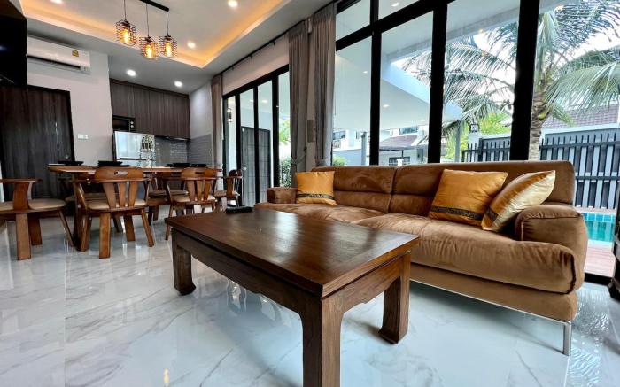 Blue Sky Private Pool Villa-Poolside Near Airport