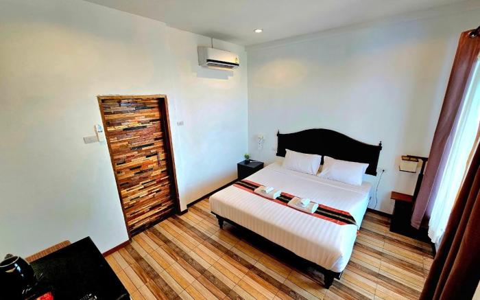 บ้านบ้านรีสอร์ท แสมสาร ::Bed & Chilling