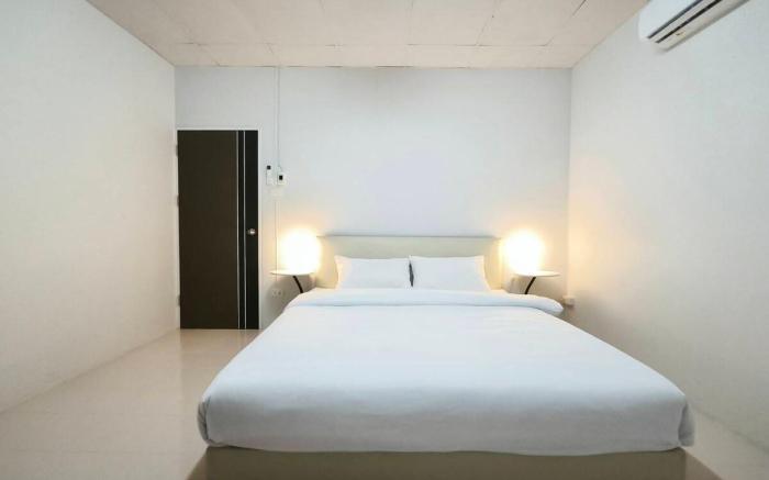 Townhouse, 500m the Pink Line MRT, Near Airport