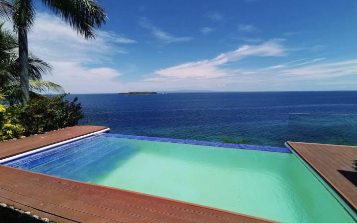 Casa Acantilado Oslob - 3BR