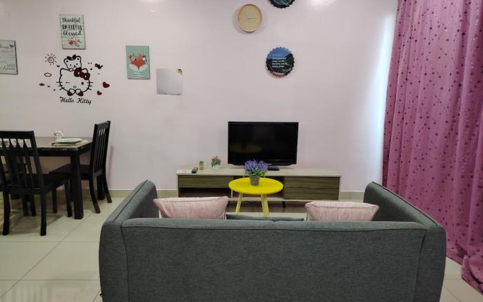 Trefoil Relax 1-4pax Suite,SetiaAlam SCCC,FreeWifi