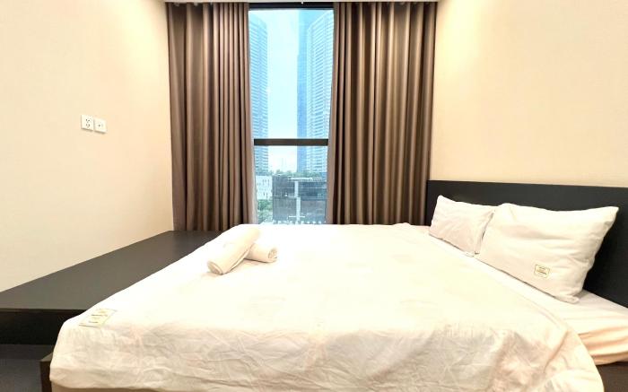 Q's Homes Vinhomes Skylake One-Bedroom