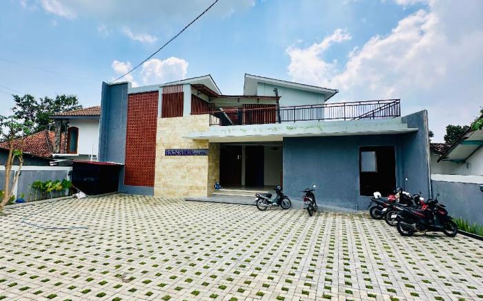 Sansha Hotel