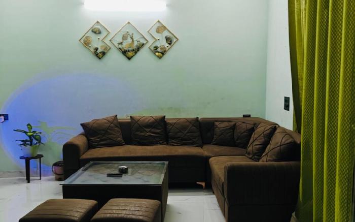 Euphoria Stay - 2 BHK "Cozy Mountain Homestay"