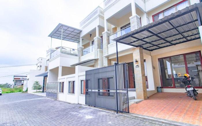 Villa Krisna with Private Pool and Billiard