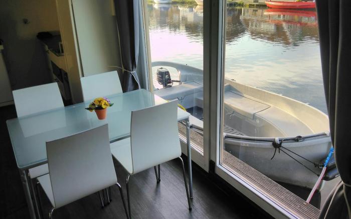 Boat House with view over the canal with bikes