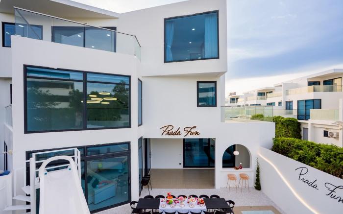 Prada Fun pool villa พูลวิลล่าใกล้ Walking Street