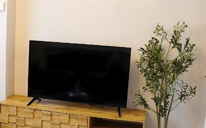 Elite unseen suites is a 2bed semi detached house.