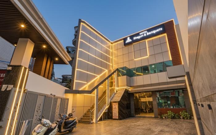 Hotel Shagun & Banquets - Budget Hotel in Rohini, Couple Friendly Stay, Banquet Facilities 