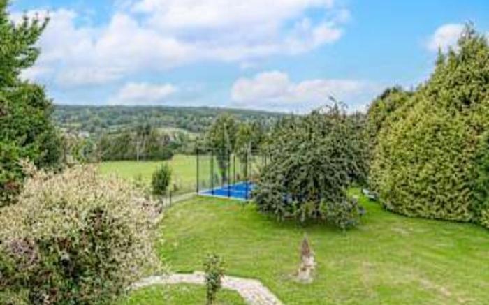 Amazing Villa with Swimming Pool