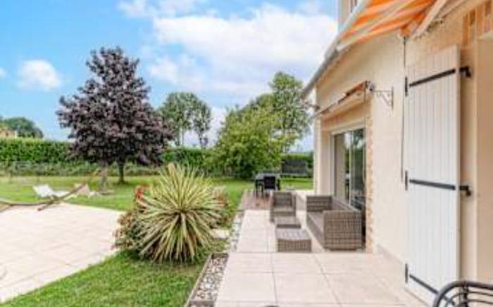 Amazing Villa with Swimming Pool