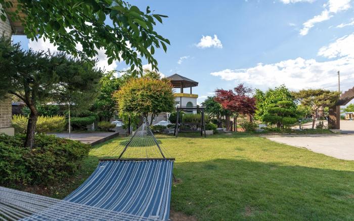 Seokmod Dolmoro Pension A dong